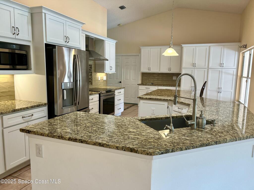 845 Hunters Creek Drive, Melbourne, FL 32904