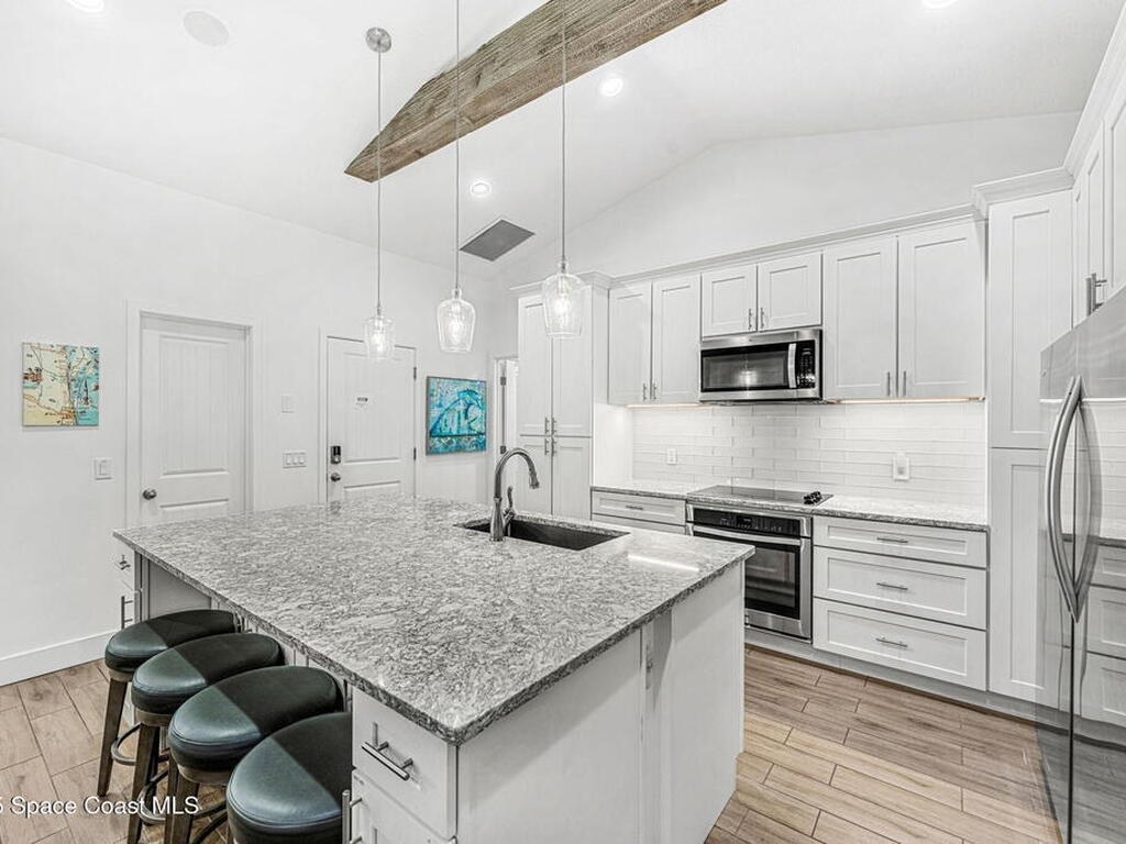 120 S 5th Street, Cocoa Beach, FL 32931
