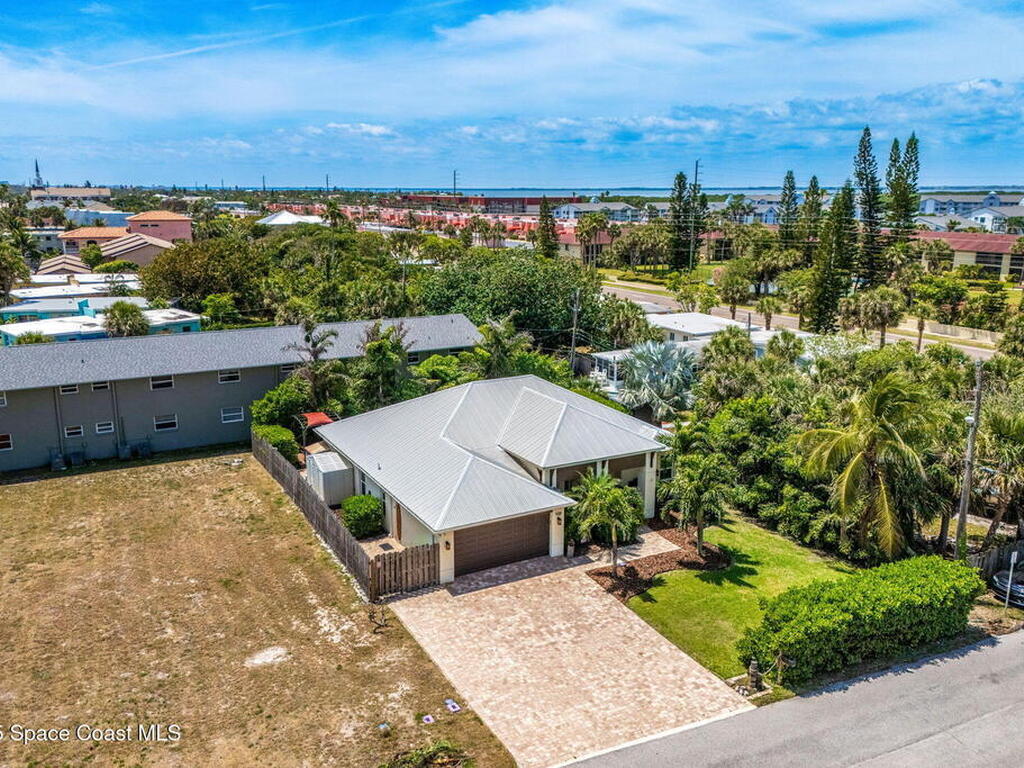 120 S 5th Street, Cocoa Beach, FL 32931