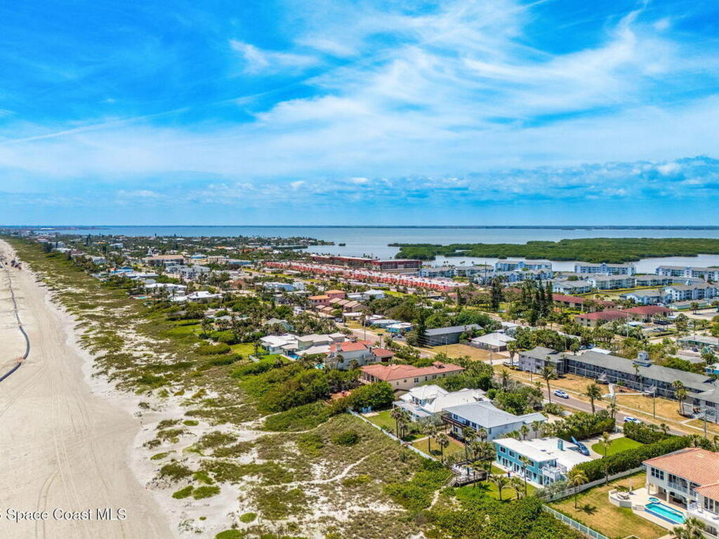 120 S 5th Street, Cocoa Beach, FL 32931