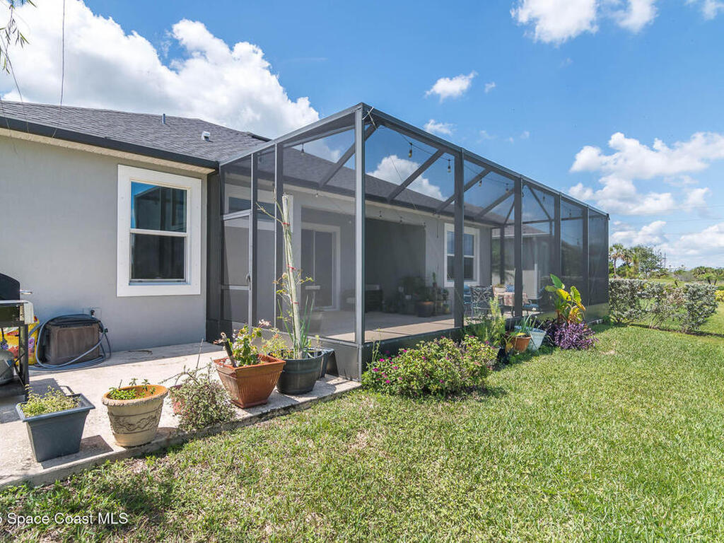 7921 Mocan Court, Melbourne, FL 32940