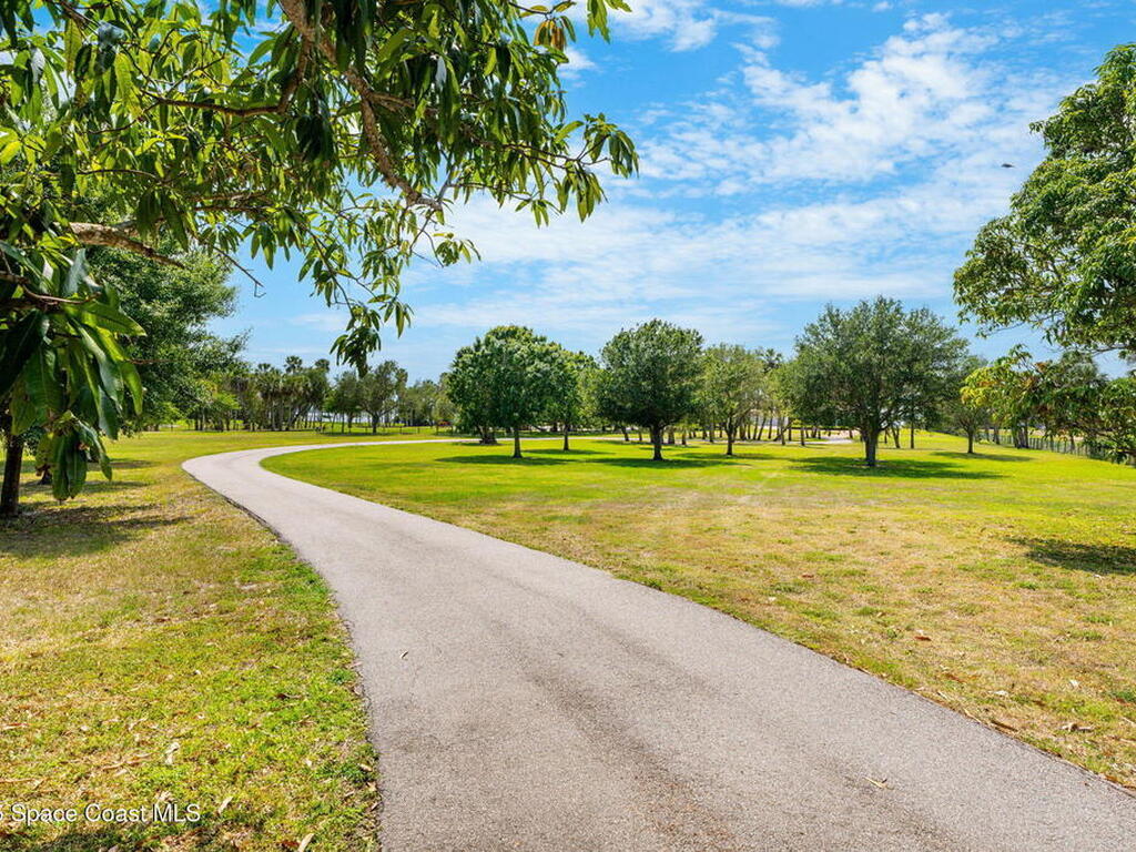 7021 S Tropical Trail, Merritt Island, FL 32952