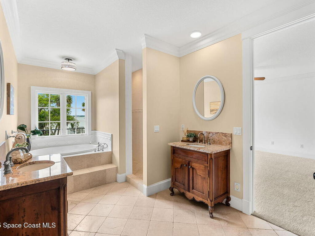 7021 S Tropical Trail, Merritt Island, FL 32952