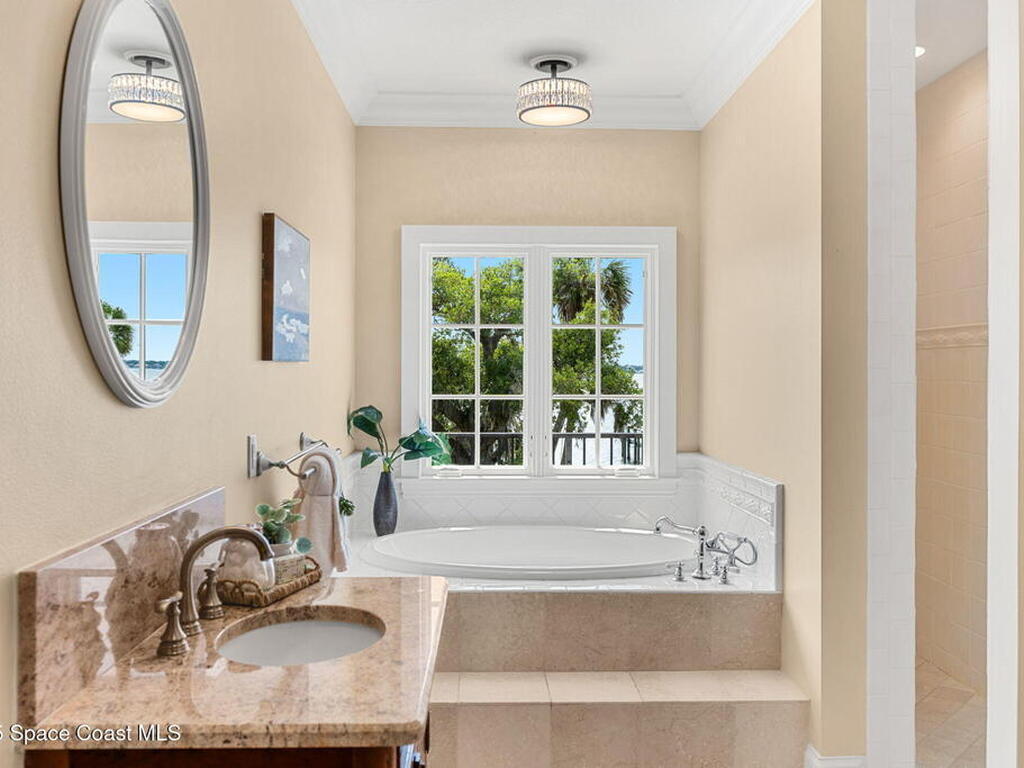 7021 S Tropical Trail, Merritt Island, FL 32952