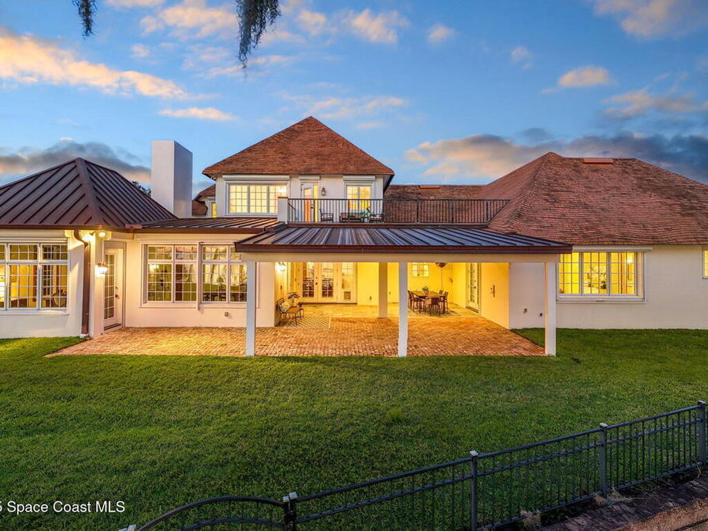 7021 S Tropical Trail, Merritt Island, FL 32952