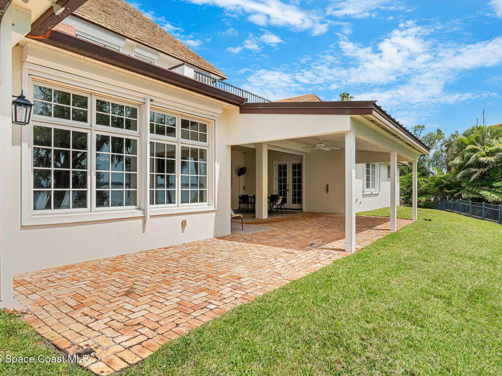 7021 S Tropical Trail, Merritt Island, FL 32952