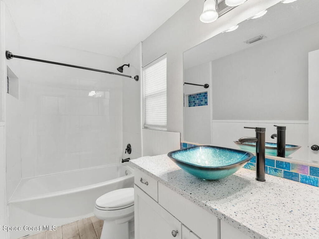 1310 Holt Drive, Merritt Island, FL 32952
