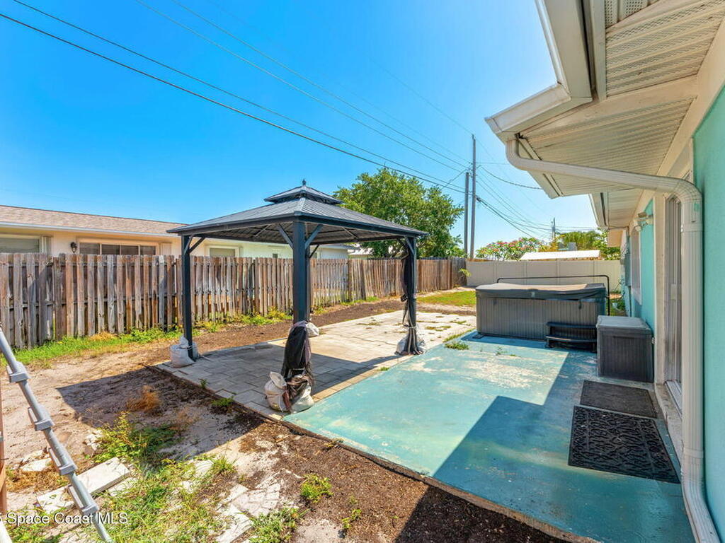 1310 Holt Drive, Merritt Island, FL 32952