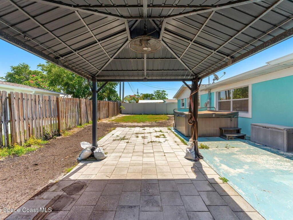 1310 Holt Drive, Merritt Island, FL 32952