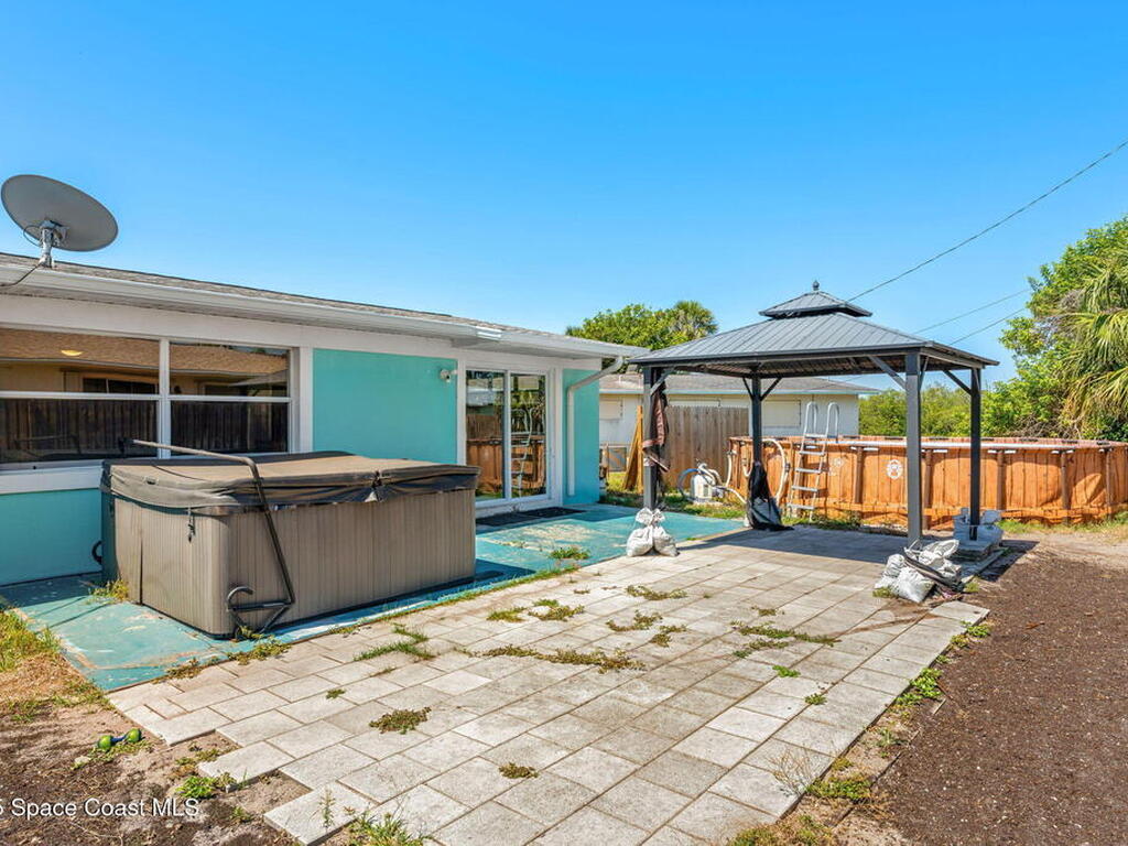 1310 Holt Drive, Merritt Island, FL 32952