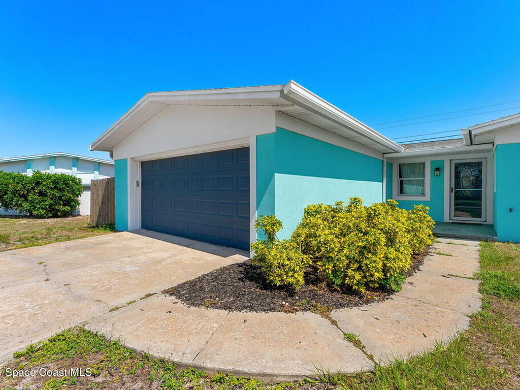 1310 Holt Drive, Merritt Island, FL 32952