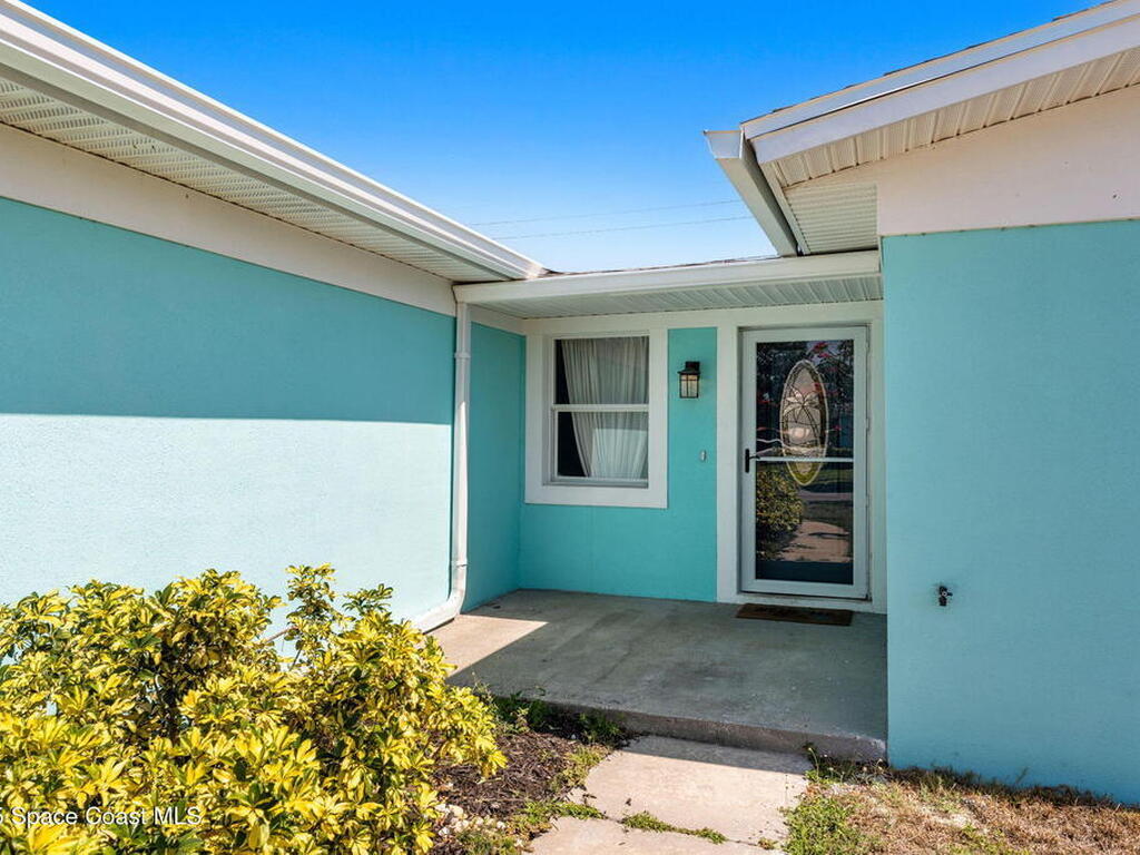 1310 Holt Drive, Merritt Island, FL 32952