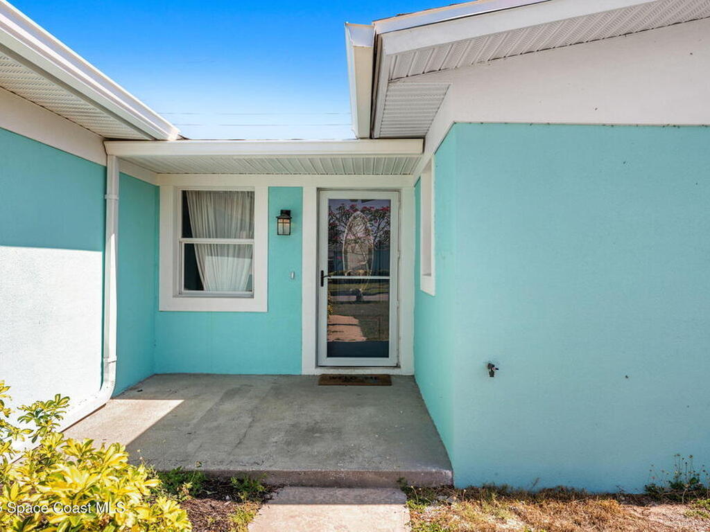 1310 Holt Drive, Merritt Island, FL 32952