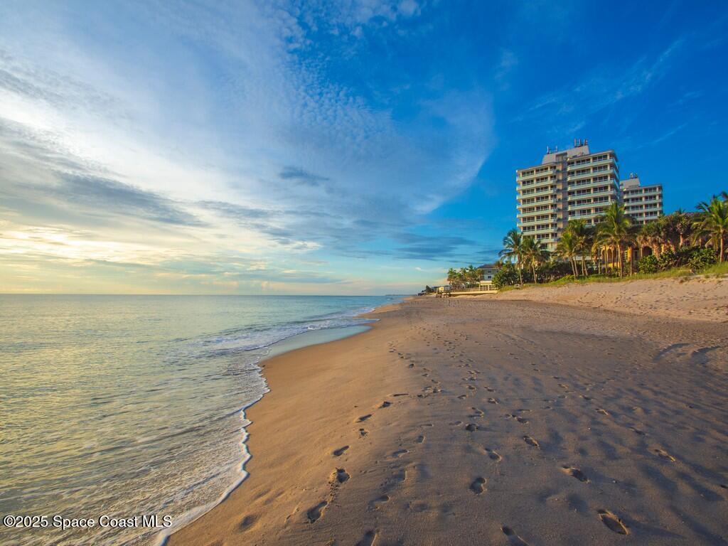 3554 Ocean Drive, Vero Beach, FL 32963