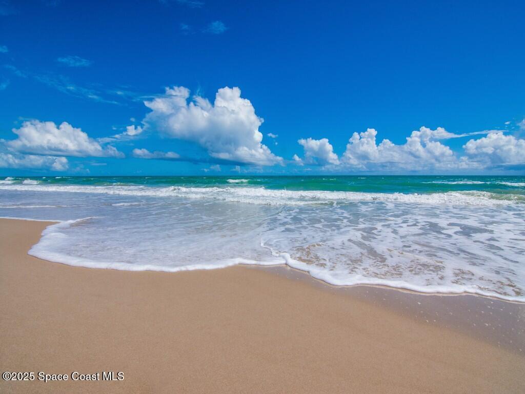 3554 Ocean Drive, Vero Beach, FL 32963