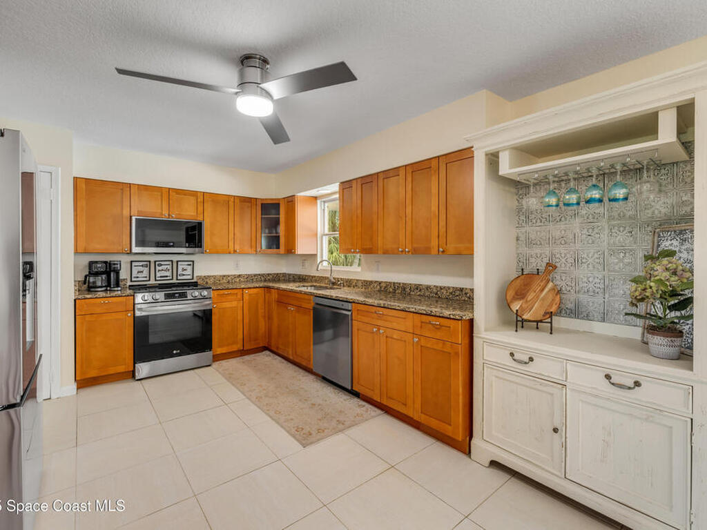 2007 Oak Street, Melbourne Beach, FL 32951