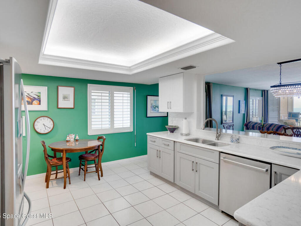 1527 S Atlantic Avenue, Cocoa Beach, FL 32931