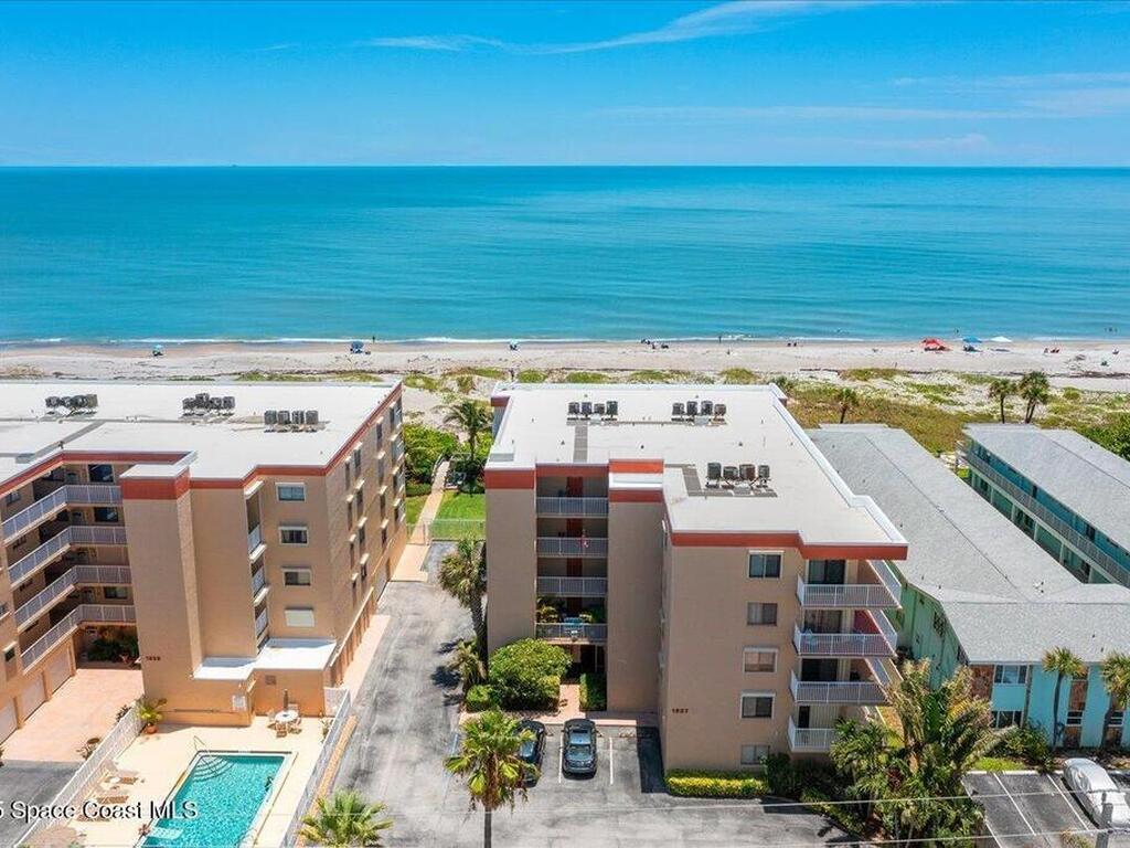 1527 S Atlantic Avenue, Cocoa Beach, FL 32931