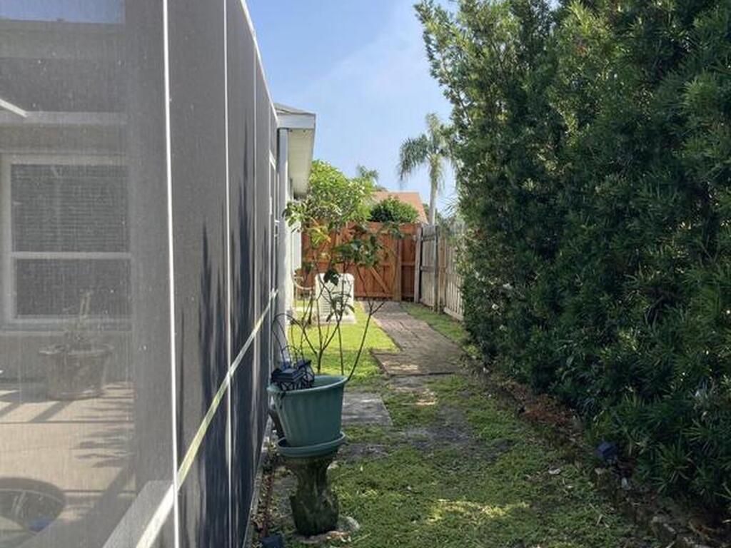 971 Sabal Grove Drive, Rockledge, FL 32955