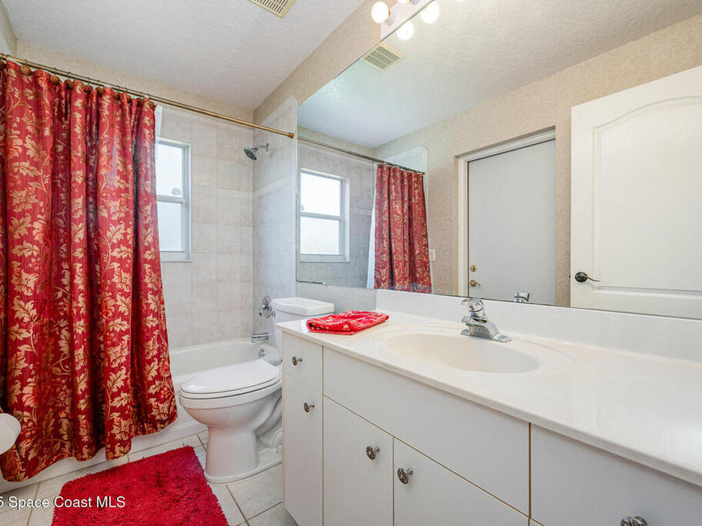 8002 Bradwick Way, Melbourne, FL 32940