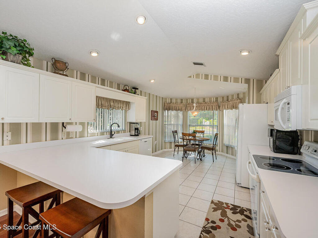8002 Bradwick Way, Melbourne, FL 32940