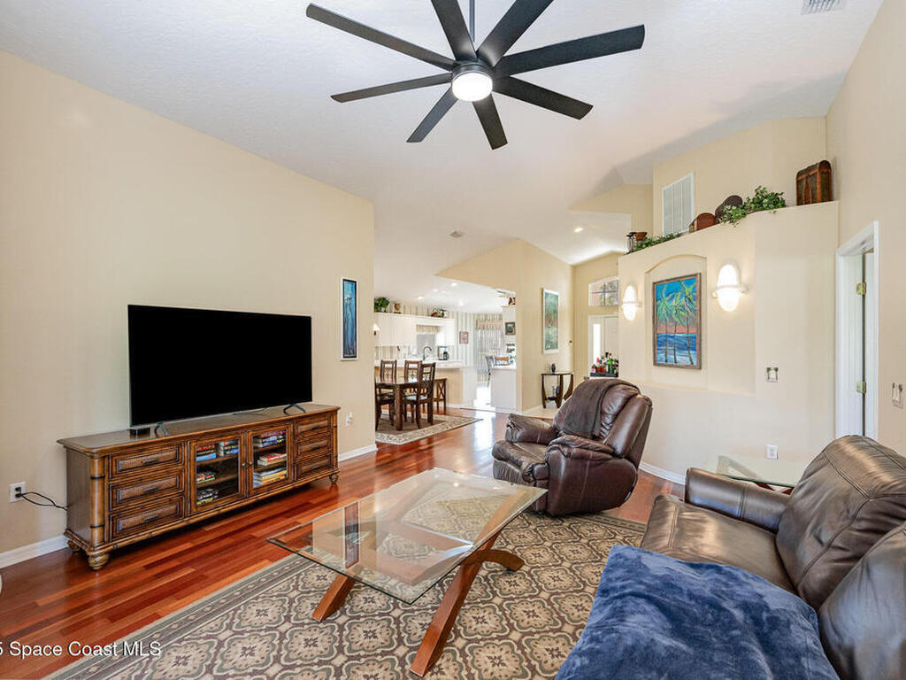 8002 Bradwick Way, Melbourne, FL 32940