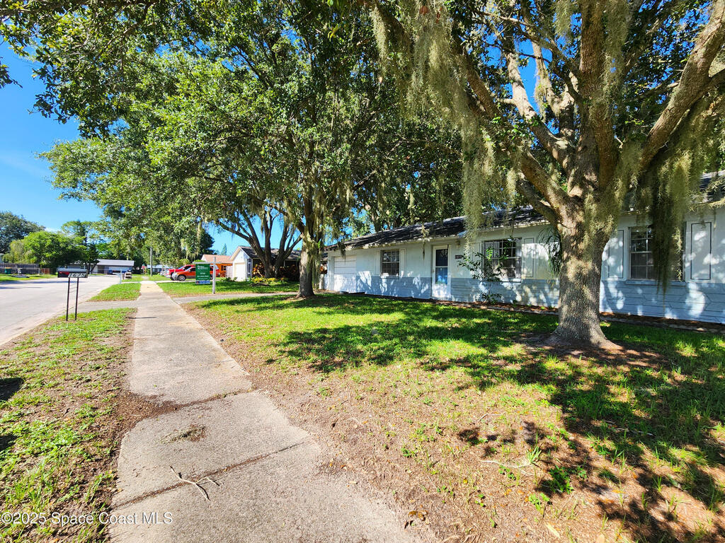 1675 Ashwood Avenue, Titusville, FL 32796