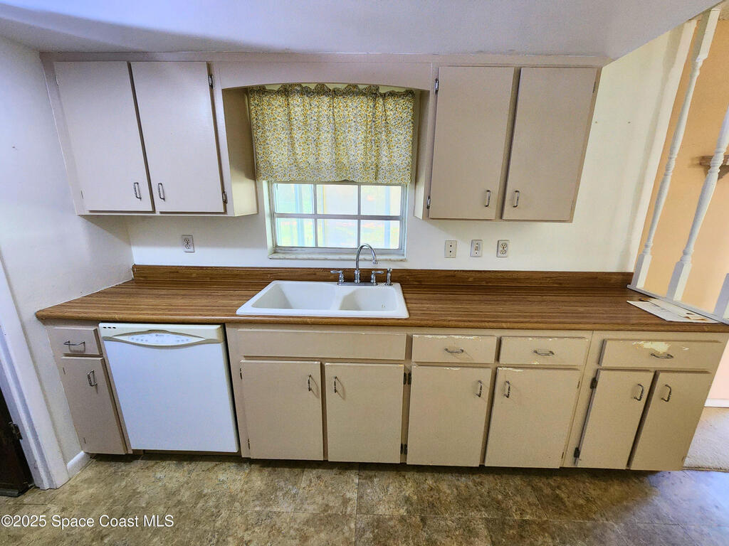 1675 Ashwood Avenue, Titusville, FL 32796