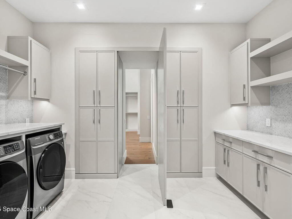 3717 Upper Floridian Way, Rockledge, FL 32955