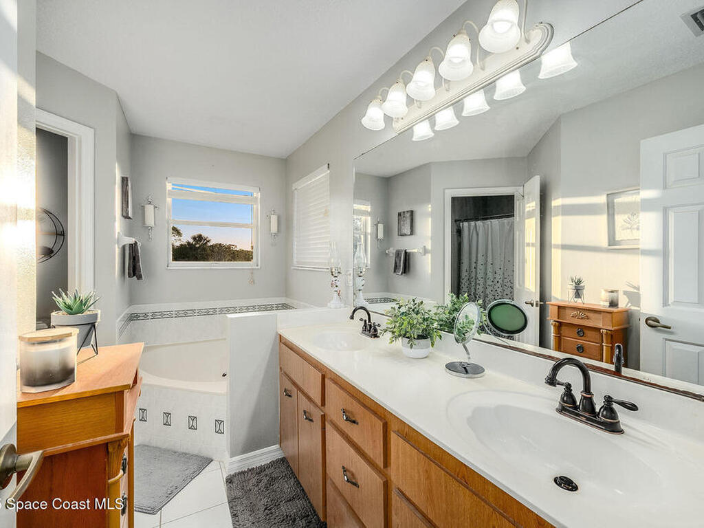 828 Parkwood Avenue, Titusville, FL 32796