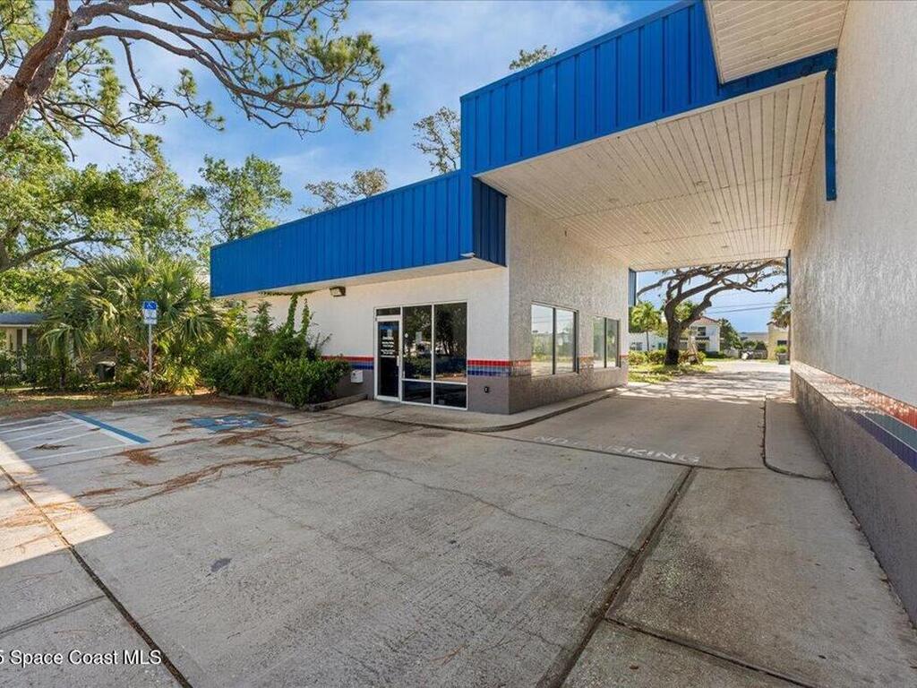1004 S Washington Avenue, Titusville, FL 32780