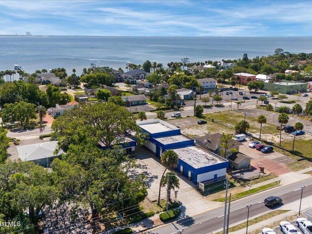 1004 S Washington Avenue, Titusville, FL 32780
