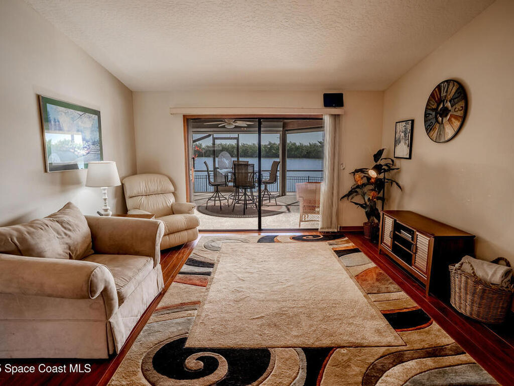 260 Cadiz Court, Merritt Island, FL 32953