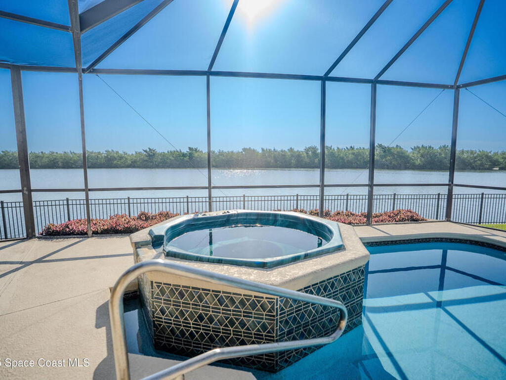 260 Cadiz Court, Merritt Island, FL 32953