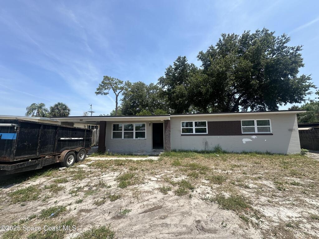 1042 Alamanda Lane, Cocoa, FL 32922