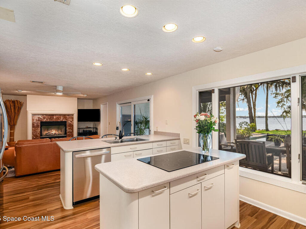 4137 Crooked Mile Road, Merritt Island, FL 32952