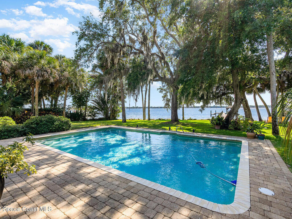 4137 Crooked Mile Road, Merritt Island, FL 32952