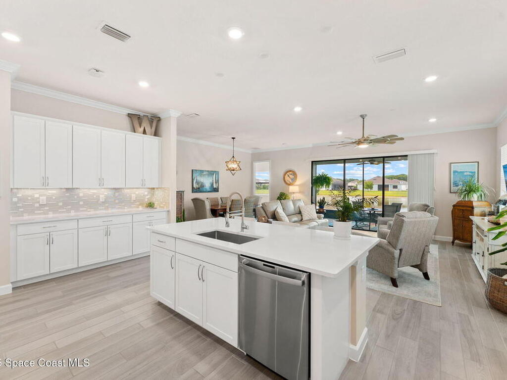 2272 Great Belt Circle, Melbourne, FL 32940