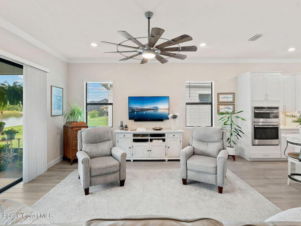 2272 Great Belt Circle, Melbourne, FL 32940