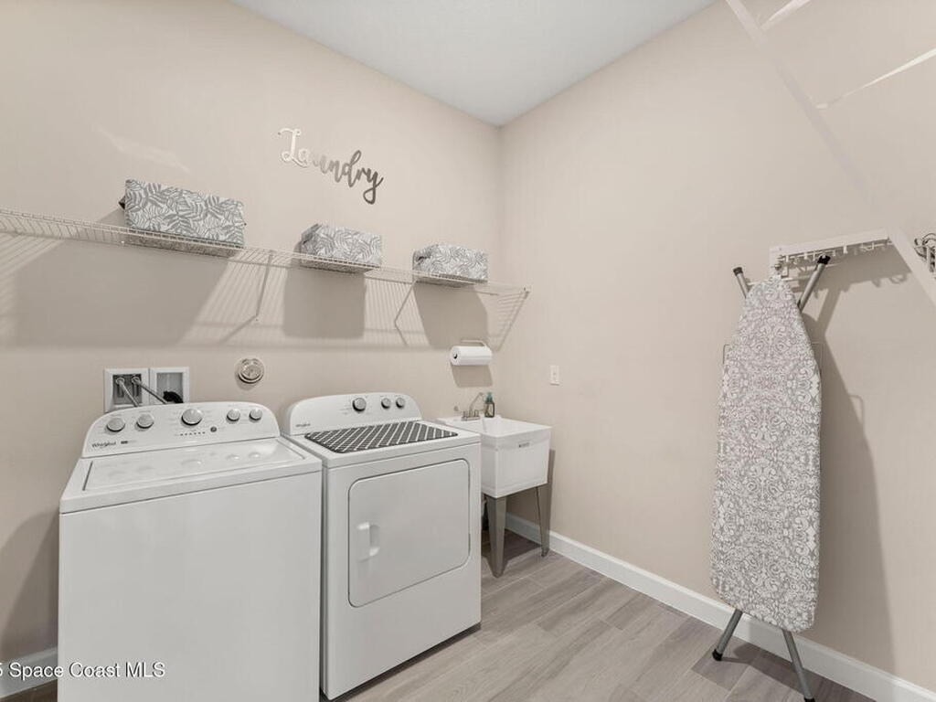 2272 Great Belt Circle, Melbourne, FL 32940