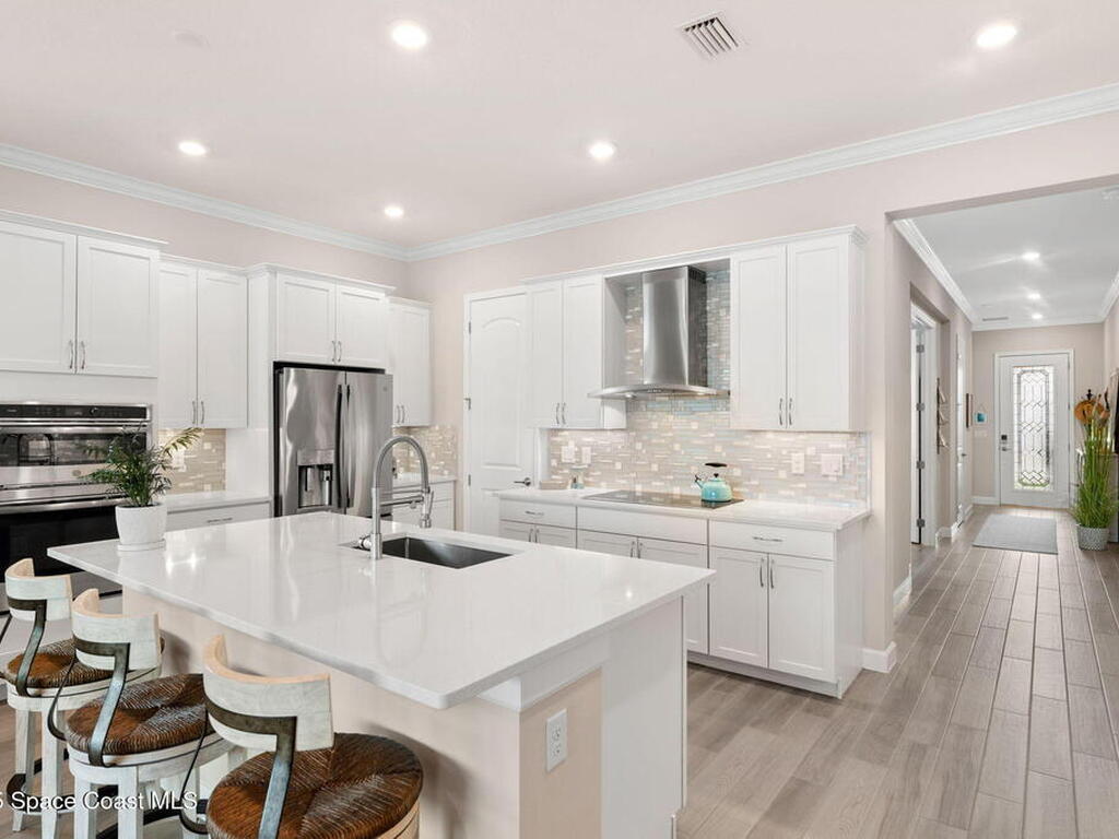 2272 Great Belt Circle, Melbourne, FL 32940
