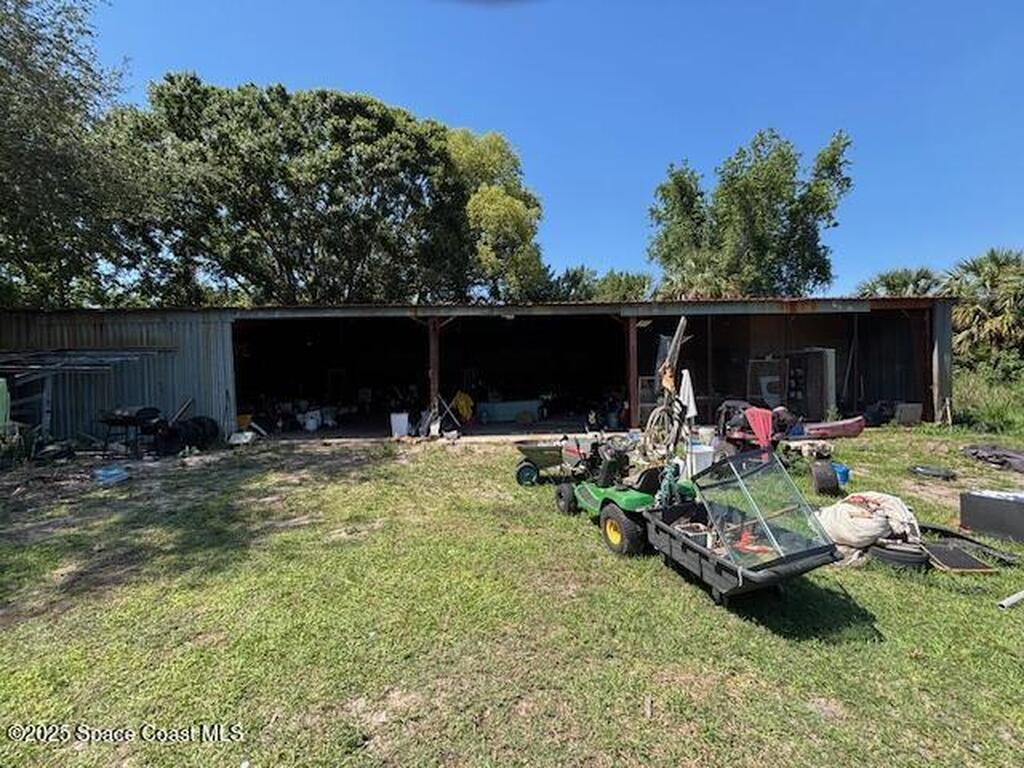 3050 Kittles Street, Mims, FL 32754