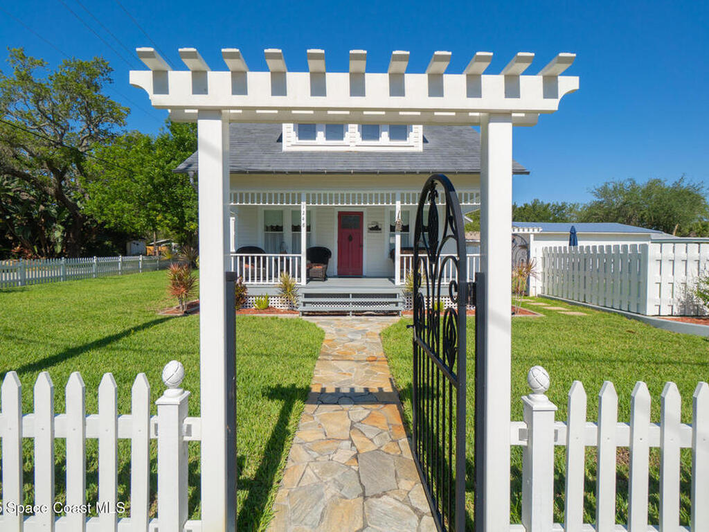 1248 Highland Avenue, Melbourne, FL 32935