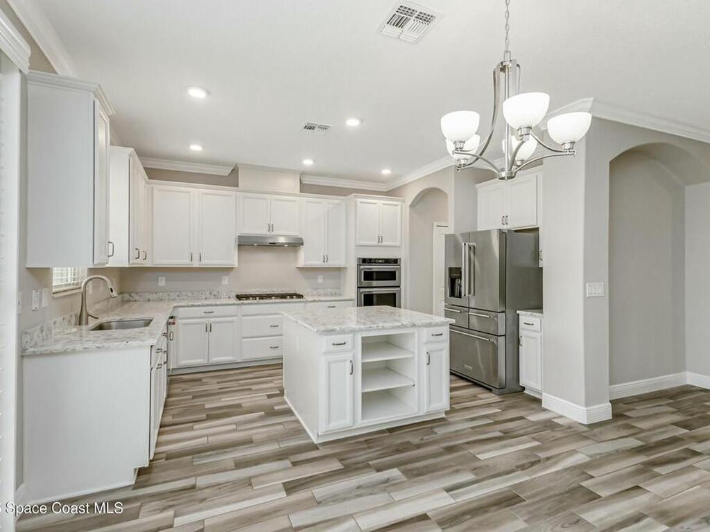 3933 Craigston Street, Suntree, FL 32940