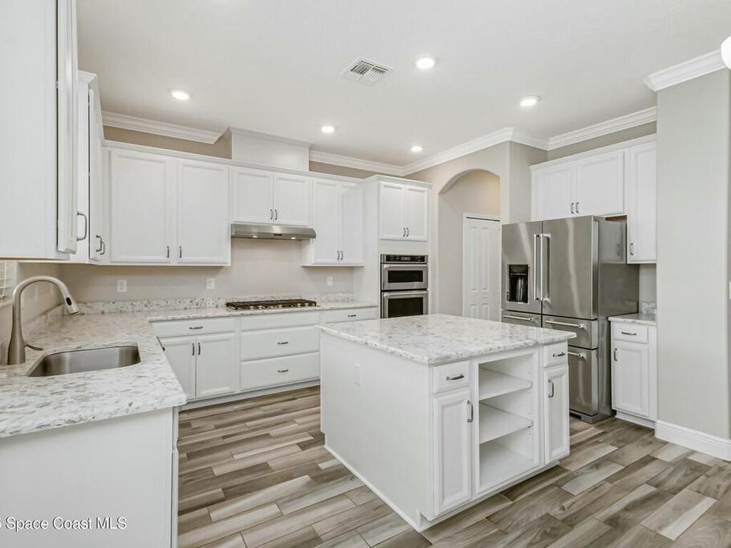 3933 Craigston Street, Suntree, FL 32940