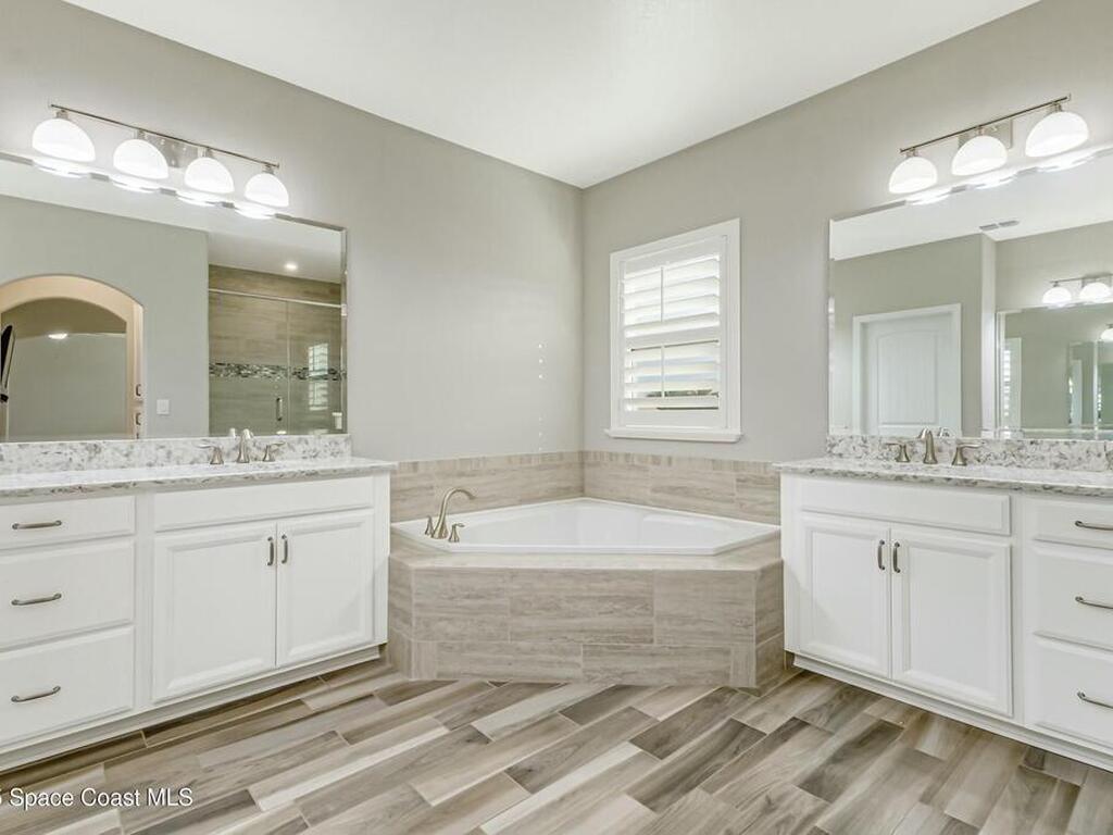3933 Craigston Street, Suntree, FL 32940