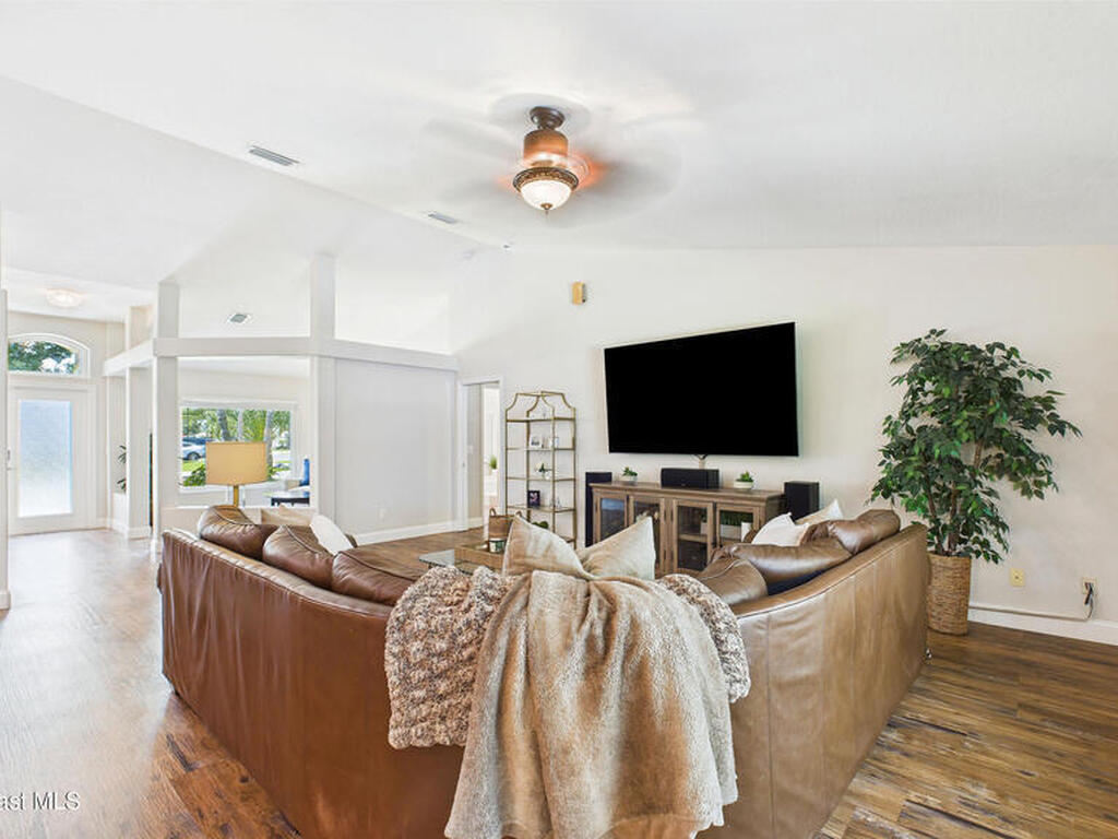 3266 Helmsdale Court, Suntree, FL 32940