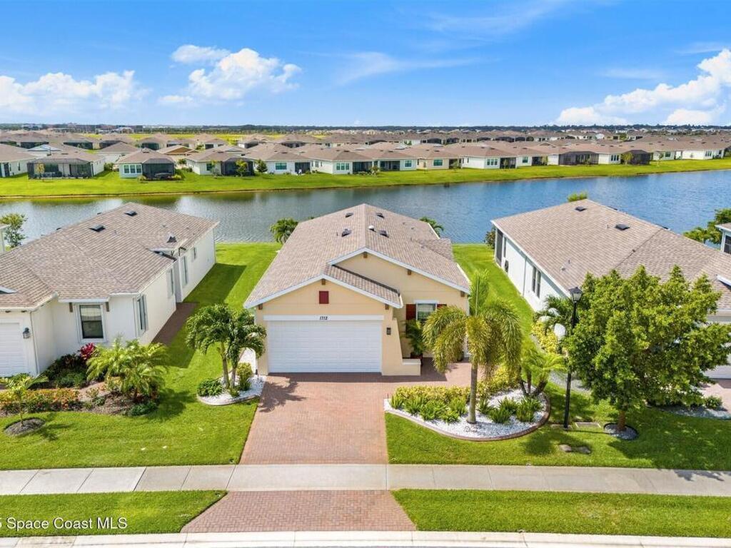 1712 Great Belt Circle, Melbourne, FL 32940