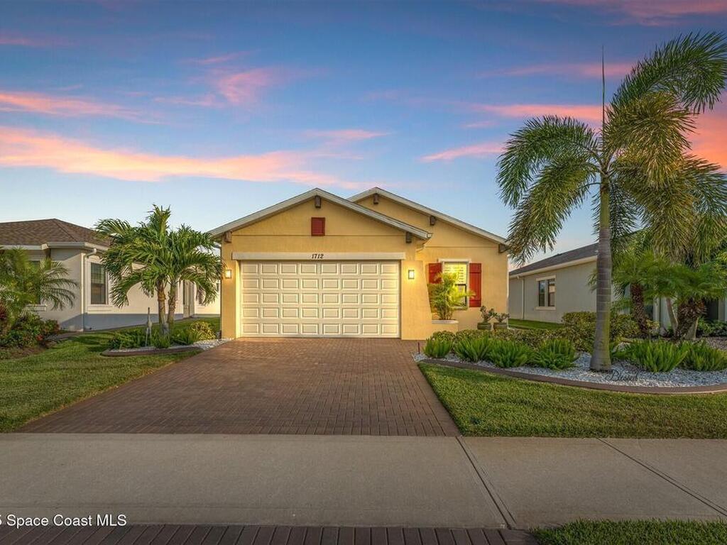 1712 Great Belt Circle, Melbourne, FL 32940