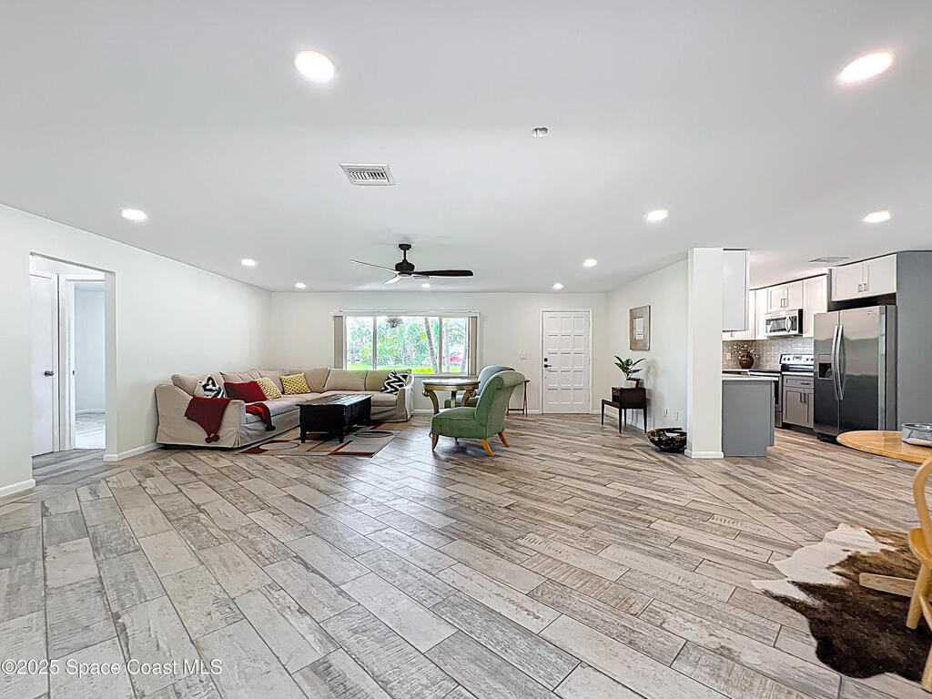 201 Woody Circle, Melbourne Beach, FL 32951